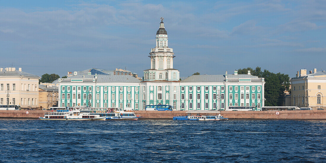 Kunstkammer entlang der Newa; St. Petersburg Russland