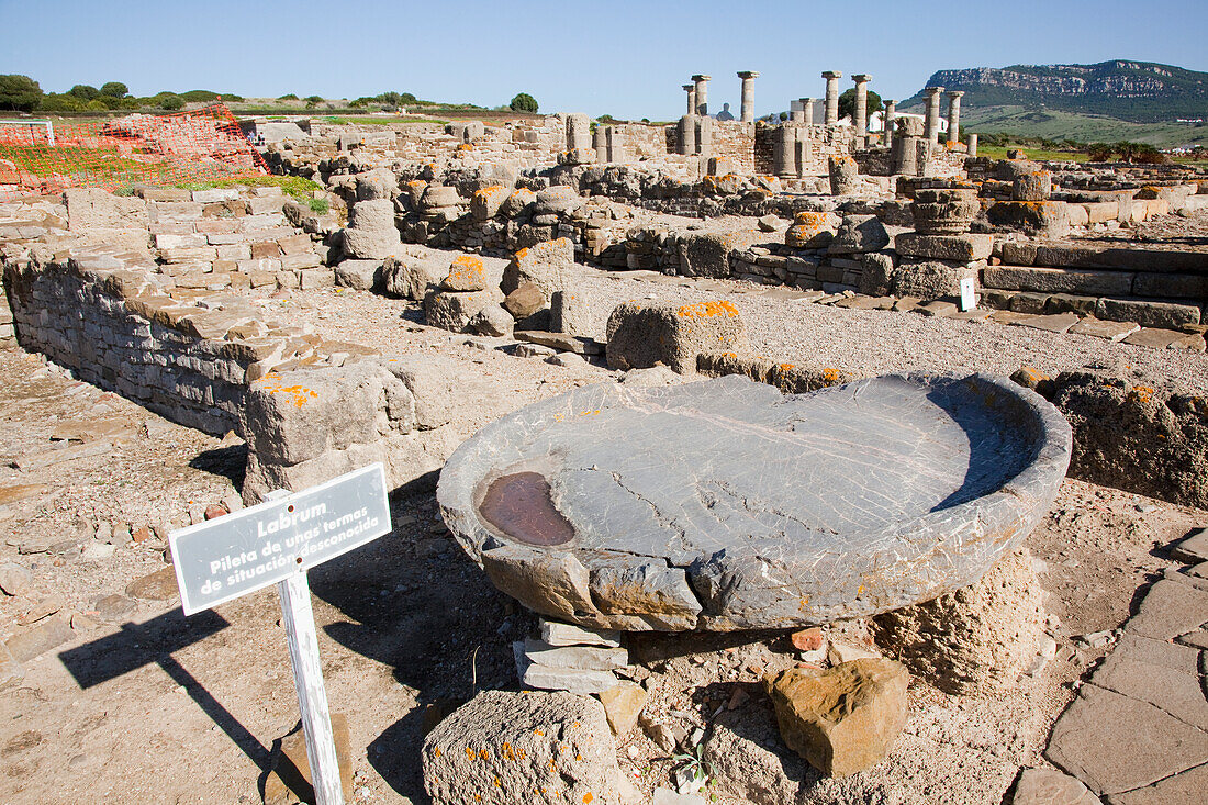 Ausgrabungen in der alten römischen Siedlung; Bolonia Andalusien Spanien
