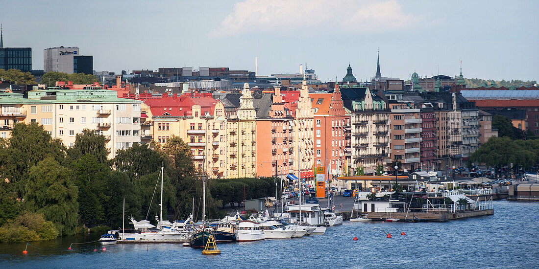 Im Hafen vertäute Boote; Stockholm Schweden