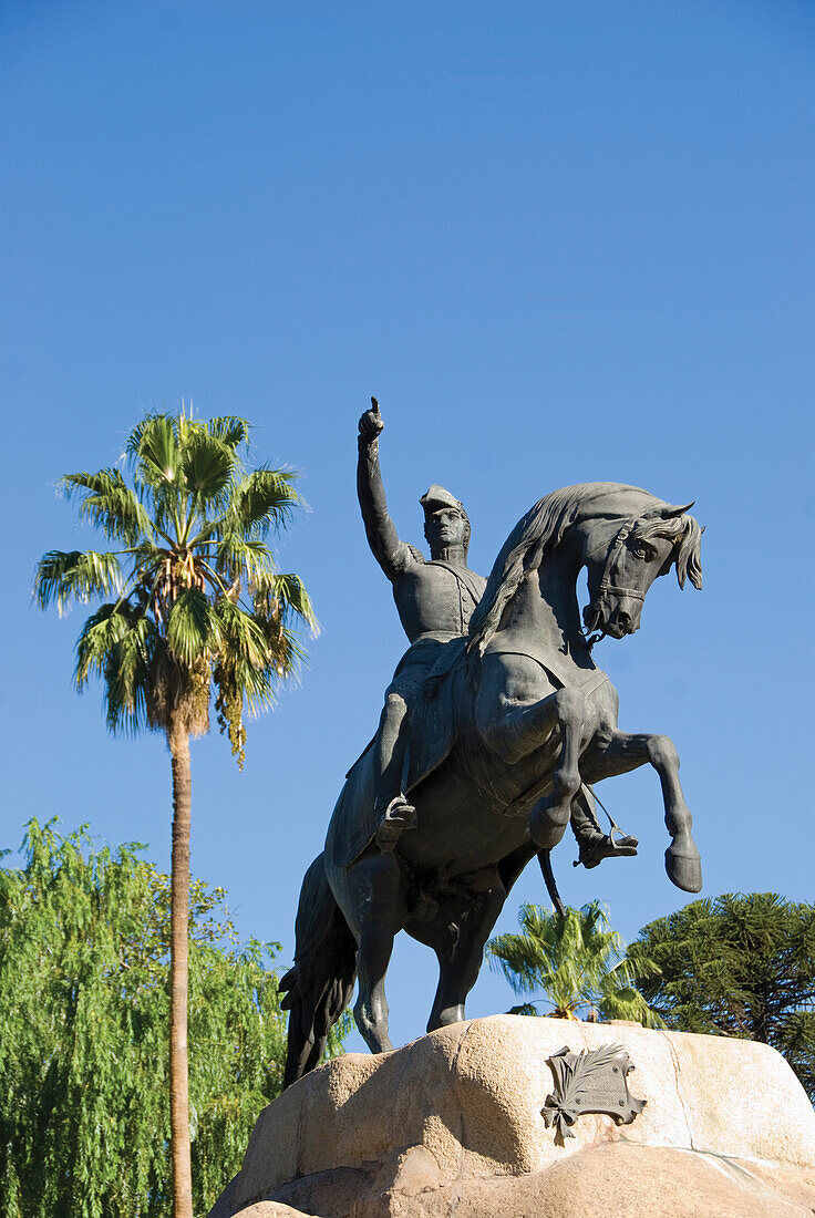 Statue von General San Martin; Mendoza Argentinien