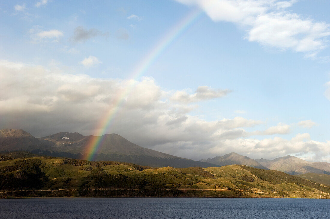 Ein Regenbogen am Himmel; Argentinien