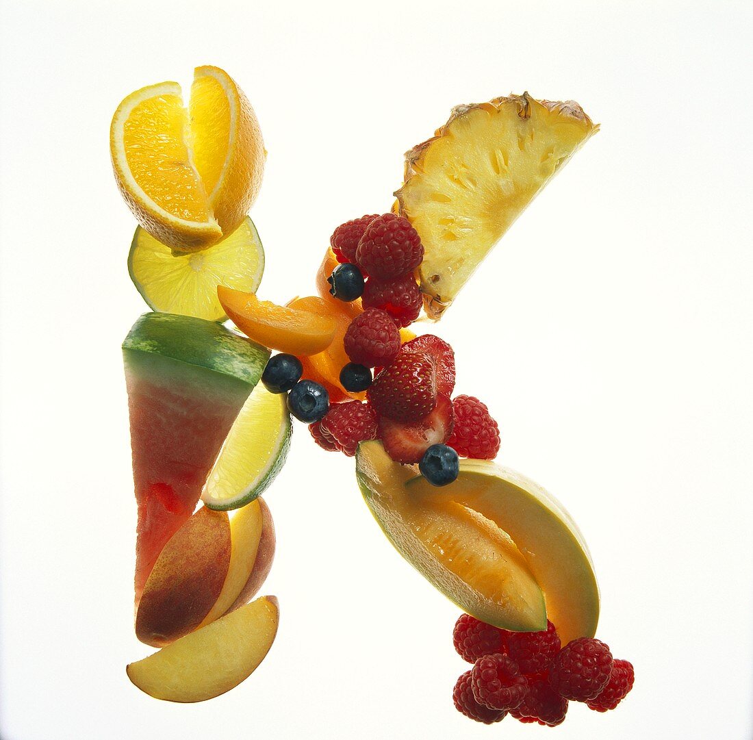 Buchstabe K aus Früchten