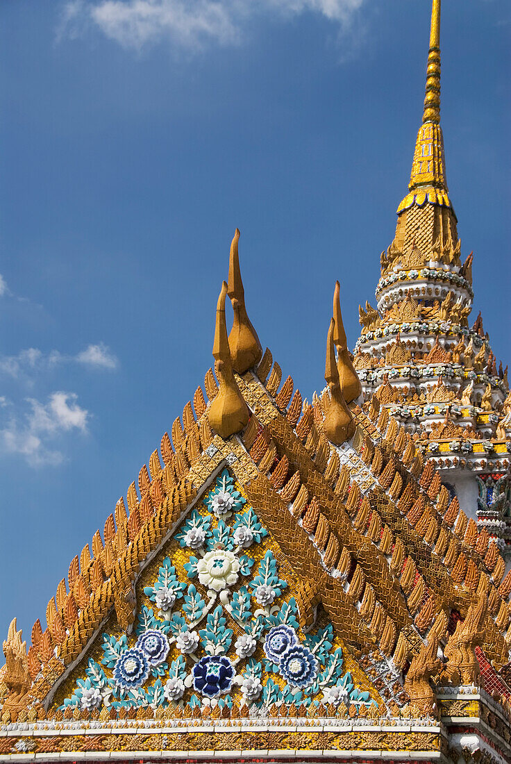 Thailand, Bangkok, Wat Phra Kaeo Complex (Grand Palace Complex), the Golden Stupa.