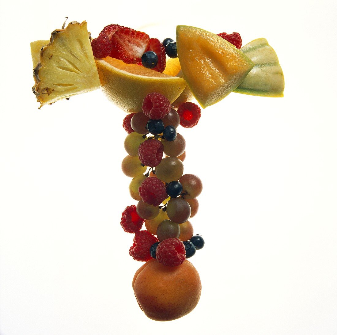 Buchstabe T aus Früchten