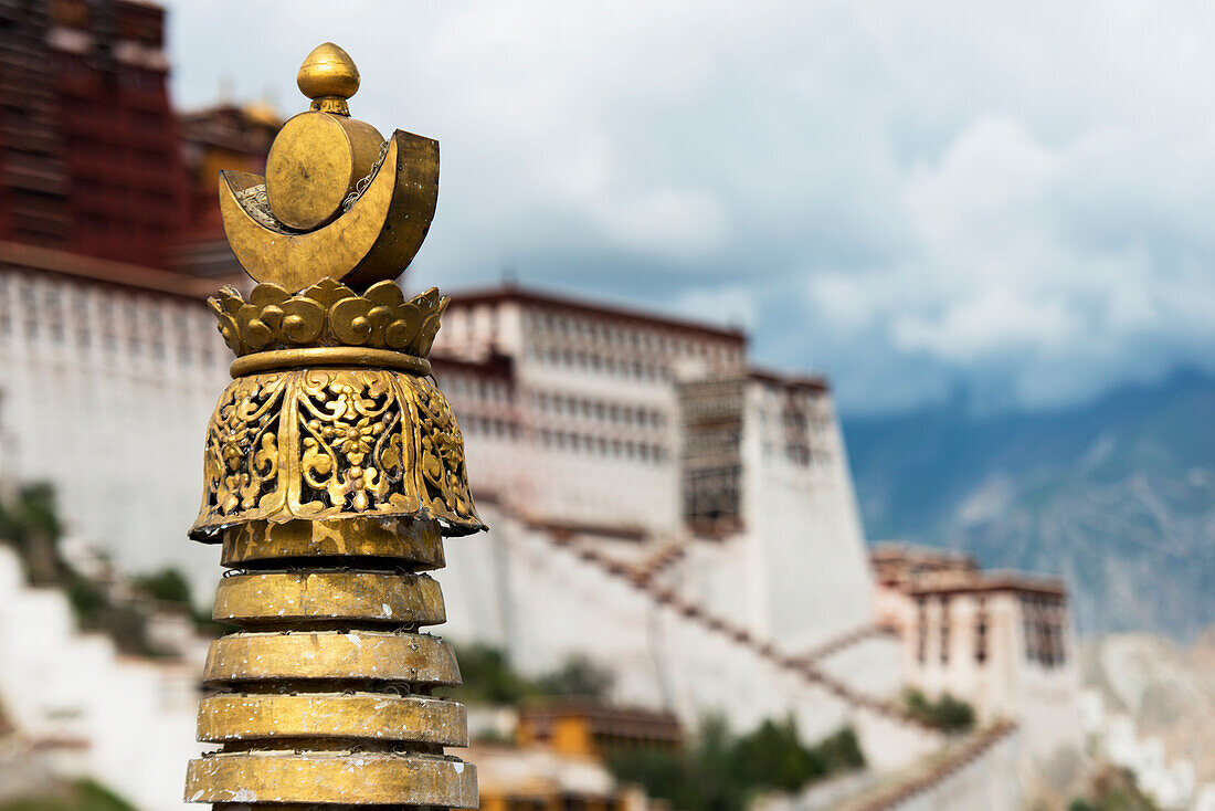 China, Xizang, Lhasa, Potala-Palast, Stupa Detail