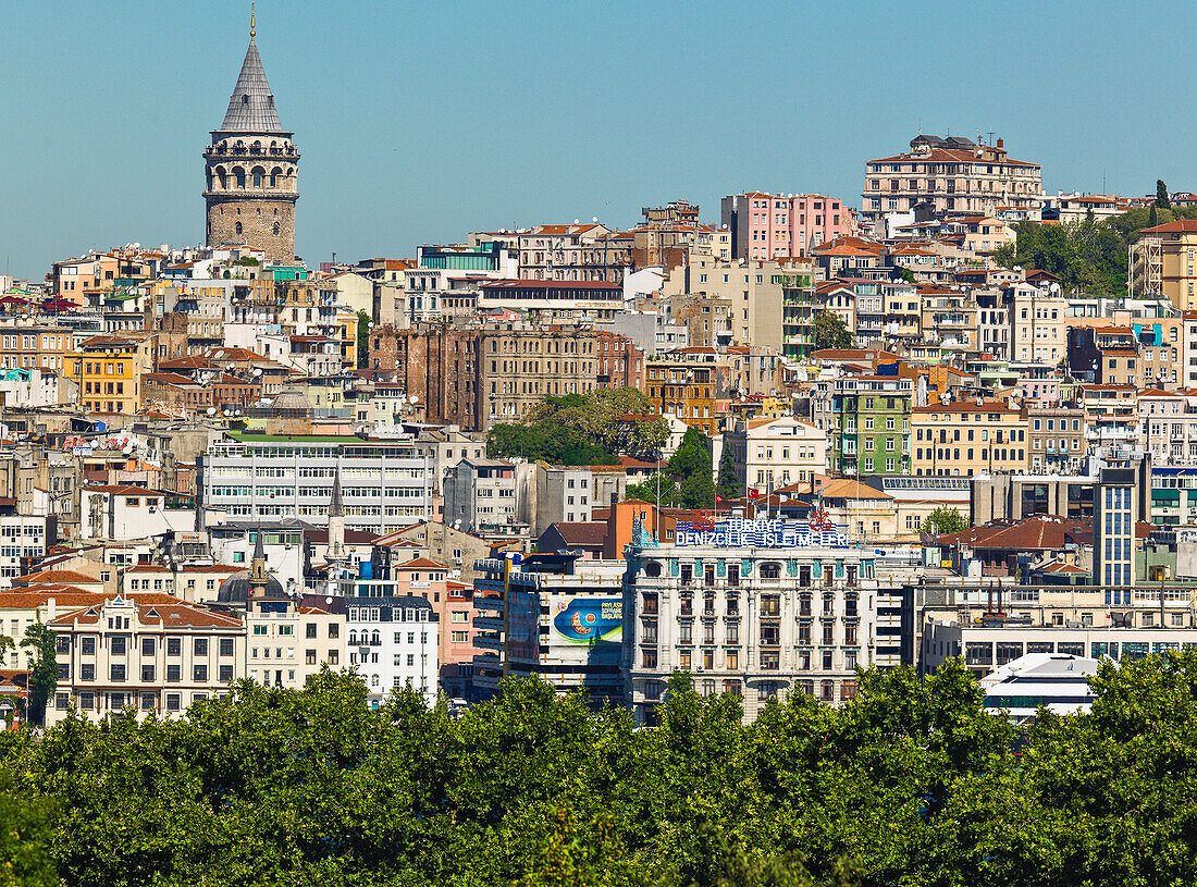 Türkei, Istanbul, Blick auf die Stadtsilhouette