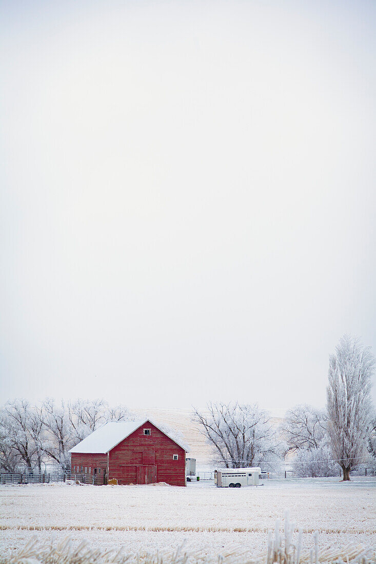 Red barn at winter; Walla Walla, Washington State, USA