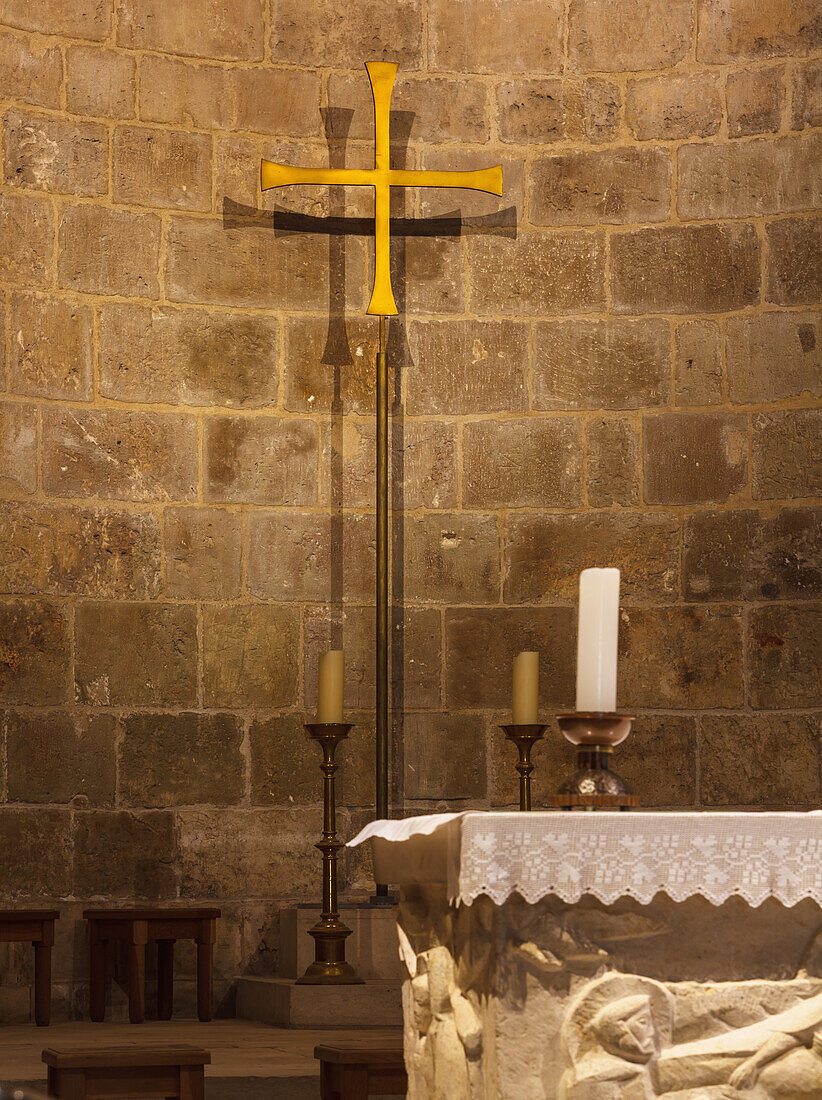 Israel, View of cross and altar in St Anne's Church; Jerusalem