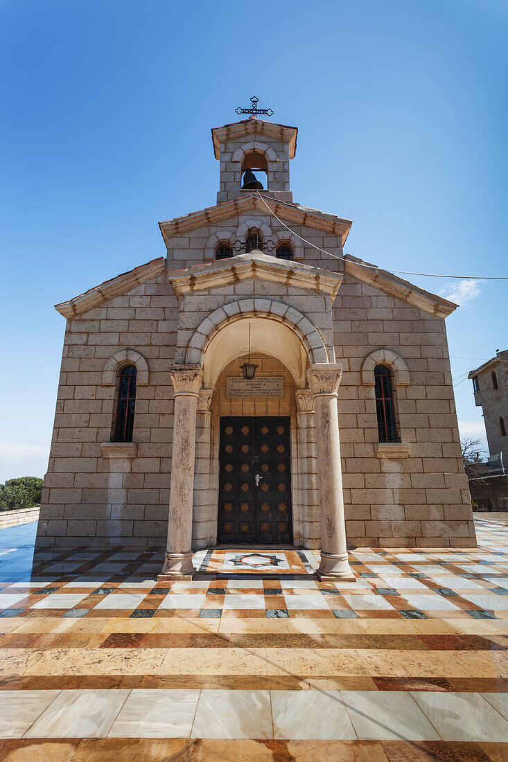 Israel, und ist der Ort, von dem aus Jesus zwei seiner Jünger schickte, ihm den Esel zu bringen, auf dem er nach Jerusalem ritt; Bethphage, ist ein Dorf auf dem Ölberg. Diese schöne griechisch-orthodoxe Kirche überblickt Bethanien von Bethpage aus. Bethpage