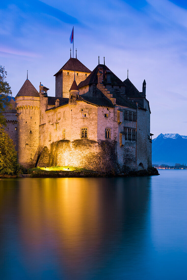 Schweiz, Schloss Chillon; Genfersee