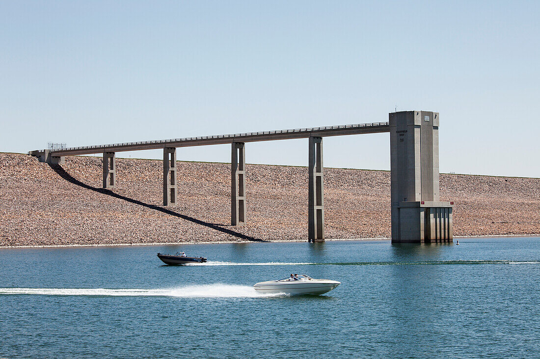 USA, Colorado, Dam; Denver