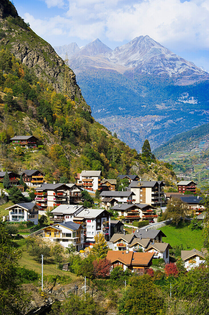 Schweiz, Wallis, Blick auf den Ort; Stalden