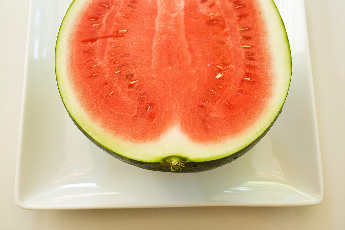 Wassermelone auf dem Teller