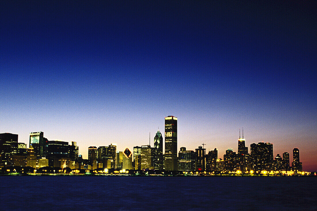 Chicago Skyline, Illinois, USA