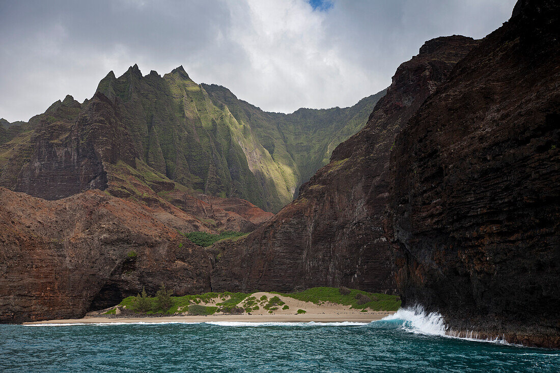 Na Pali Coast, Kauai, Hawaii, USA