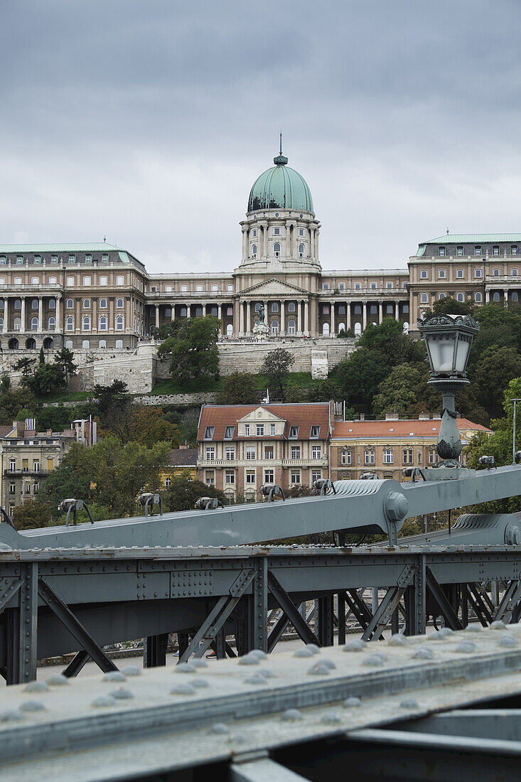 Hungarian National Gallery and Szechenyi Chain Bridge, Budapest, Hungary