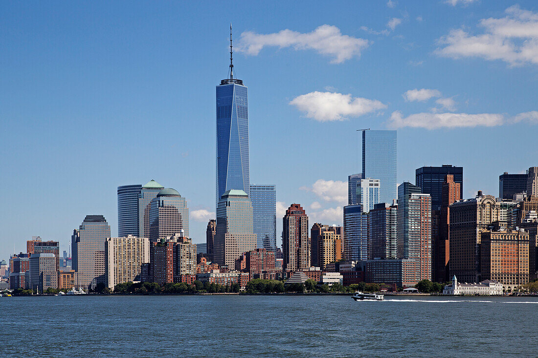 Skyline von New York City mit dem One World Trade Center, New York, USA