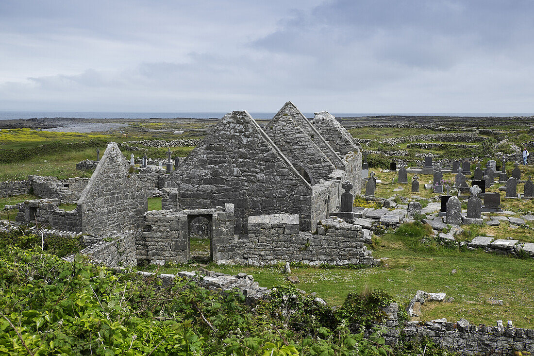 Steinruinen, Aran-Inseln, Republik Irland