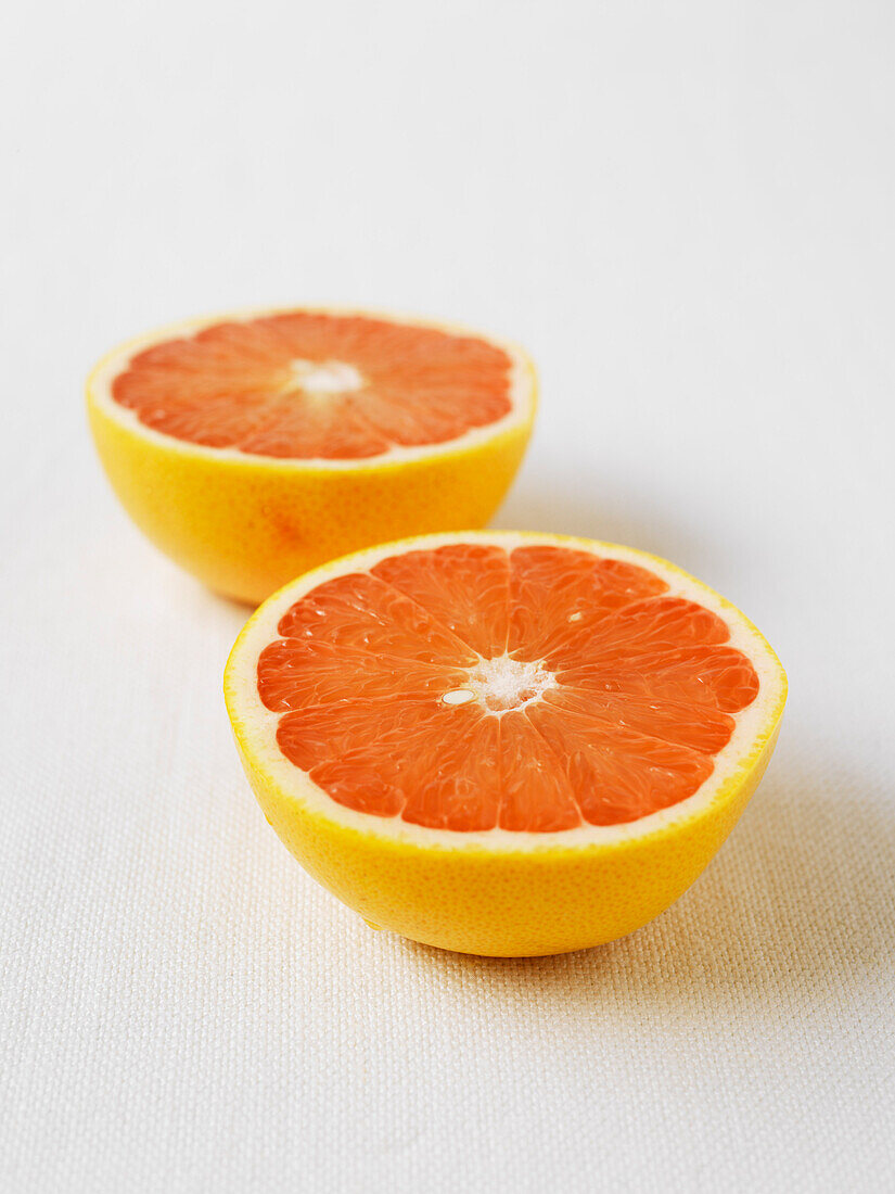 Grapefruit-Hälften