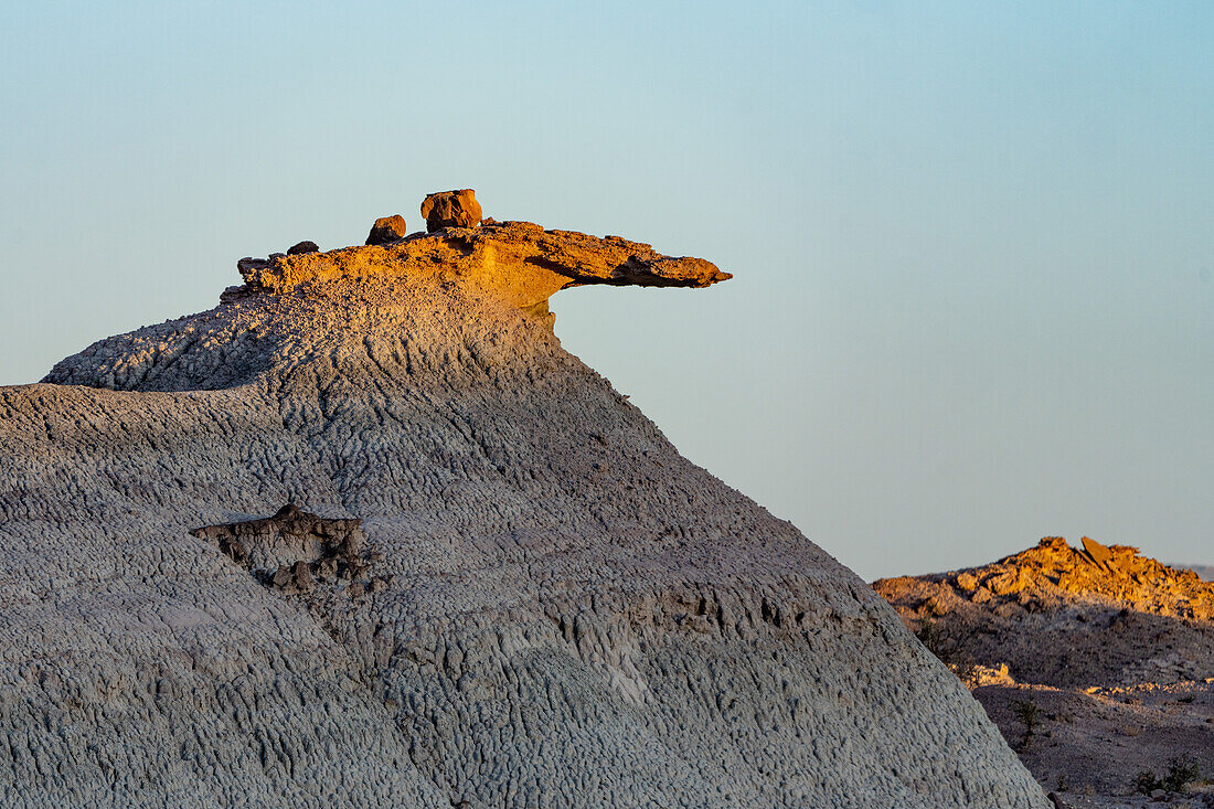 Erodierte geologische Formationen im Ischigualasto Provincial Park in der Provinz San Juan, Argentinien.