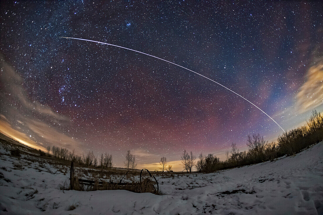 A pass of the International Space Station with Canadian astronaut David St. Jacques on board, on the evening of January 26, 2019. I started the sequence just before 7 pm MST. The ISS is moving from right to left, southwest to southeast.