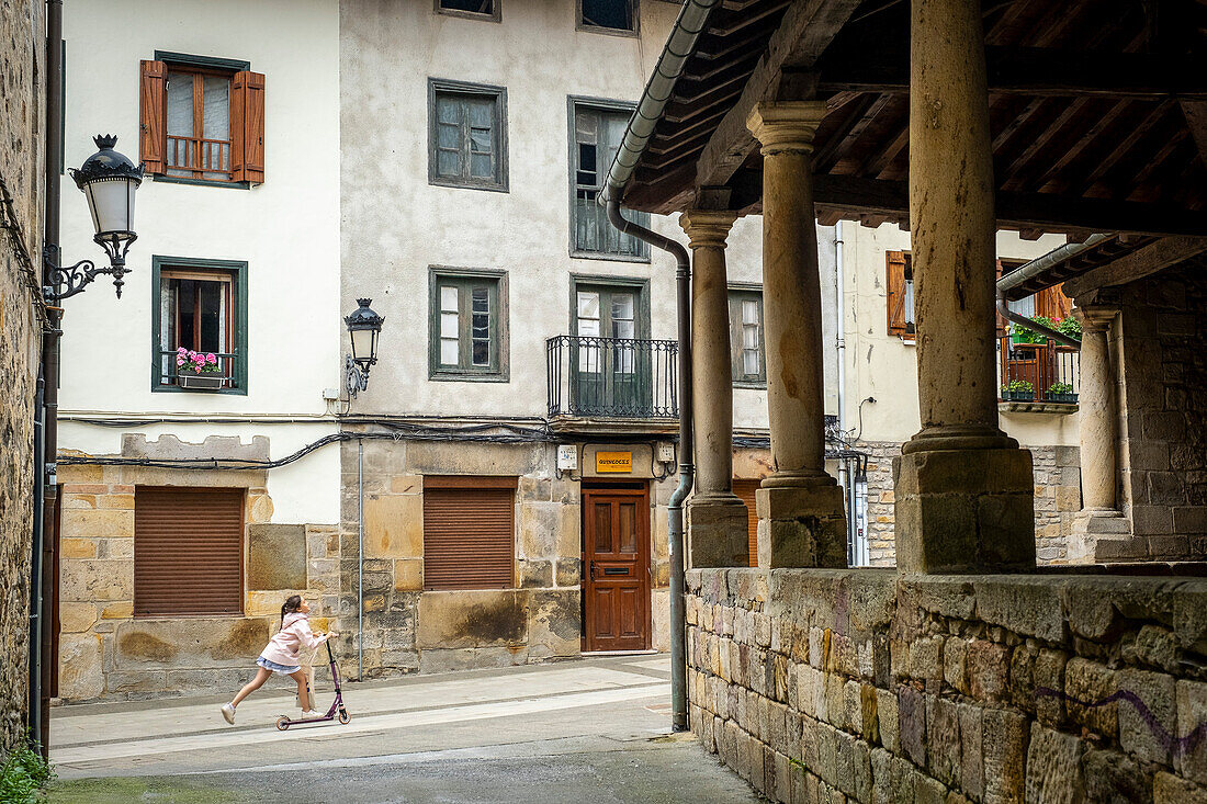 Artekale kalea, Otxandio, Basque Country, Spain