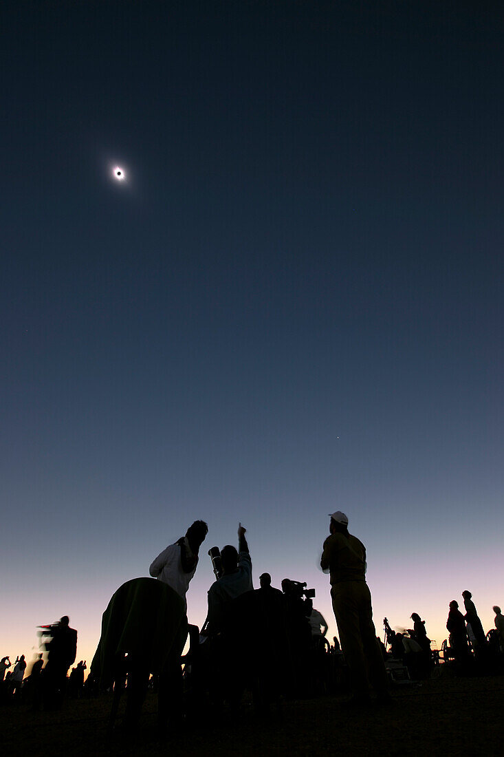 Total Solar Eclipse, from a site 130 km south of Tobrouk, Libya; March 29, 2006. 0.8 second exposure with Canon 20D camera and 10-22mm lens at 12mm focal length and f/5 aperture. Exposure set auotmatically. Part of a time-lapse sequence with frames firing every 1s.