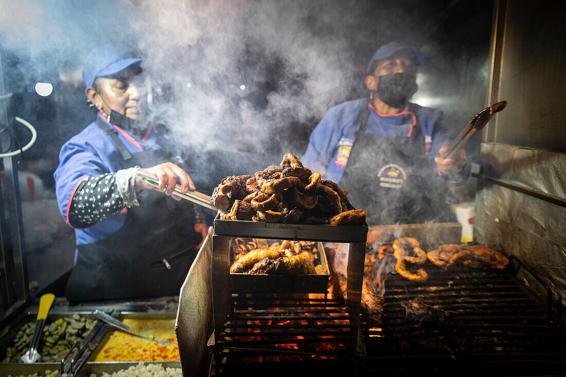 Night Food Stalls, Floresta, Quito, Pichincha, Ecuador, South America