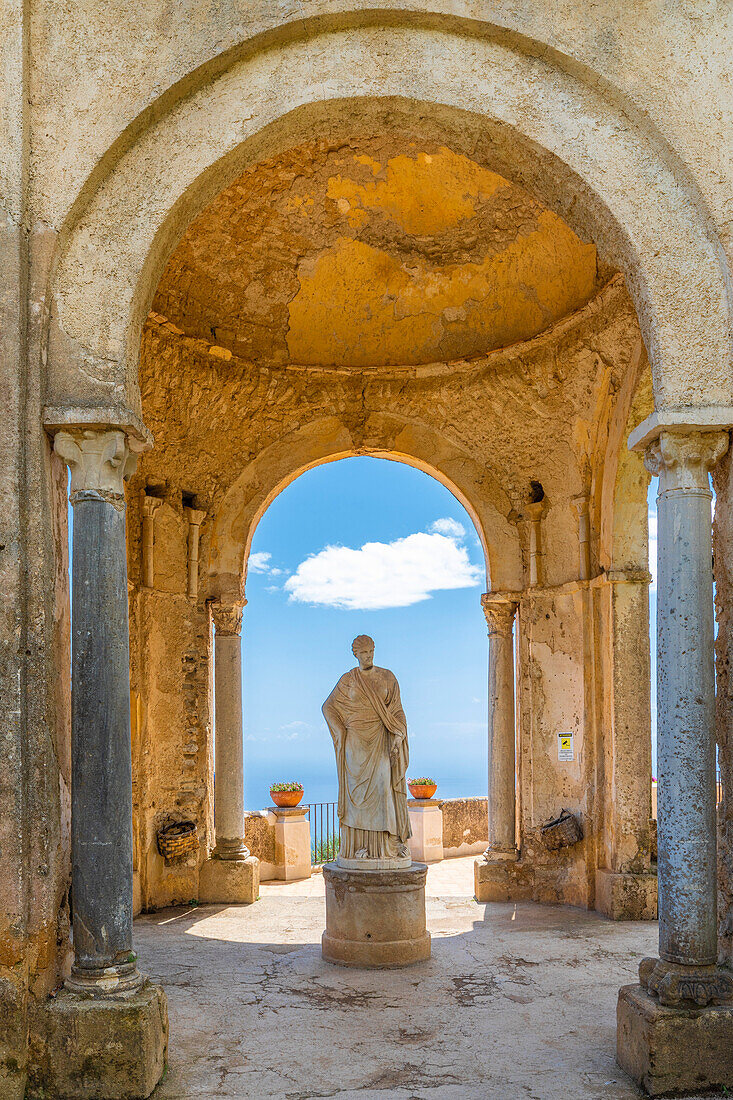 Statue der Ceres in der Villa Cimbrone, Ravello, Amalfiküste (Costiera Amalfitana), UNESCO-Weltkulturerbe, Kampanien, Italien, Europa