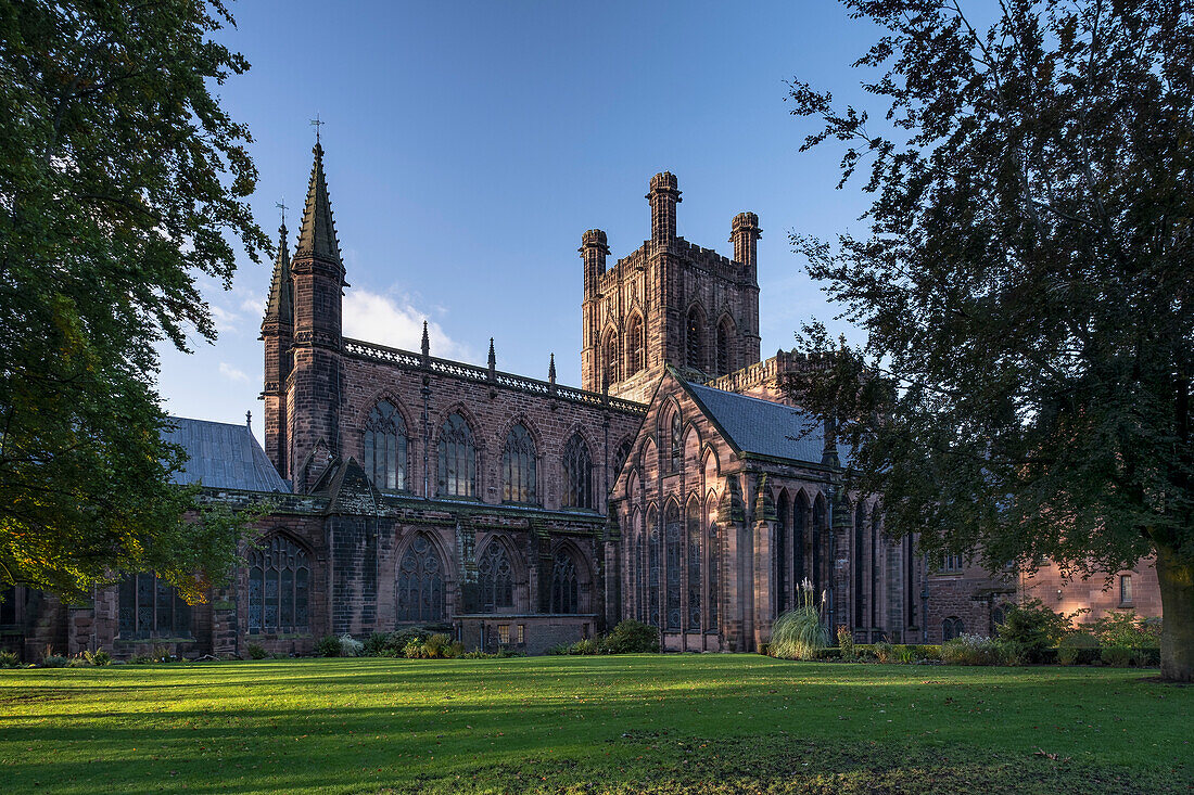Abendlicht auf der Kathedrale von Chester, Chester, Cheshire, England, Vereinigtes Königreich, Europa