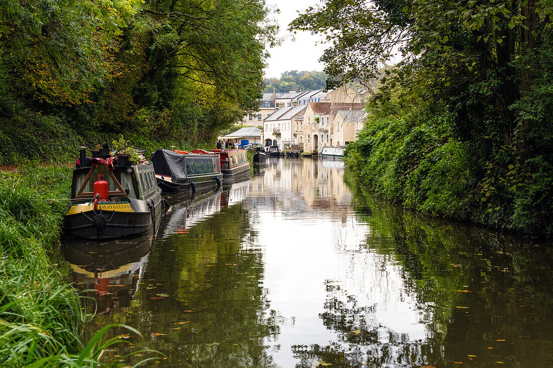 Kennet and Avon Canal, Bath, Somerset, England, United Kingdom, Europe