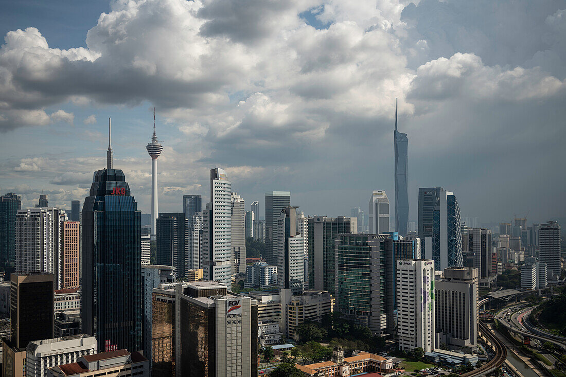 Blick auf das Stadtzentrum von Kuala Lumpur, Malaysia, Südostasien, Asien