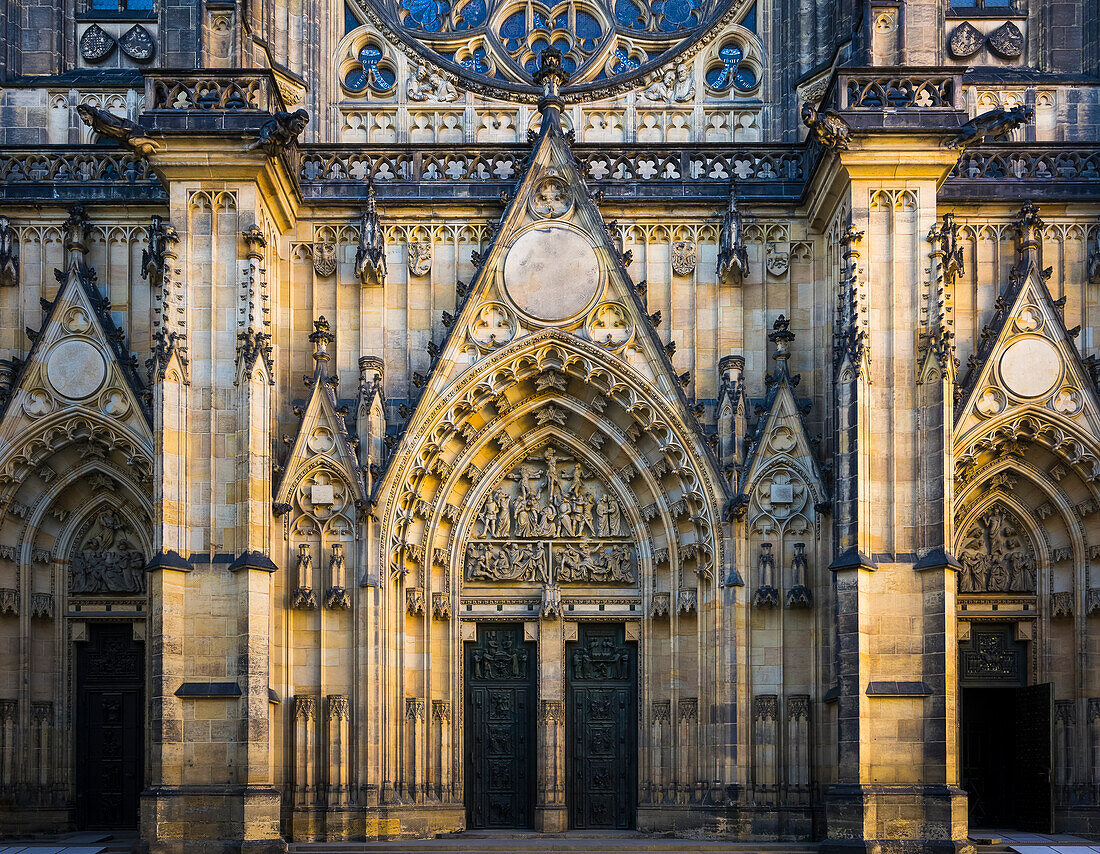 The Gothic facade of St. Vitus Cathedral, Prague Castle, UNESCO World Heritage Site, Prague, Bohemia, Czech Republic (Czechia), Europe