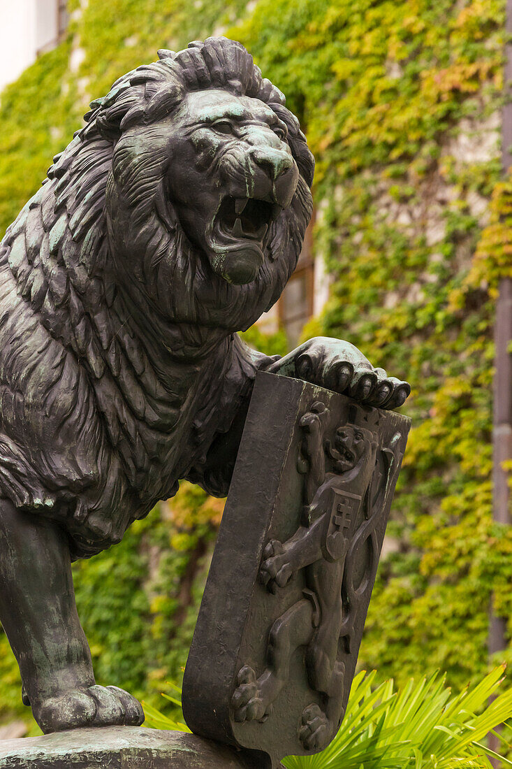 Statue of lion with Czech coat of arms, Strahov Monastery, Prague, Czech Republic (Czechia), Europe