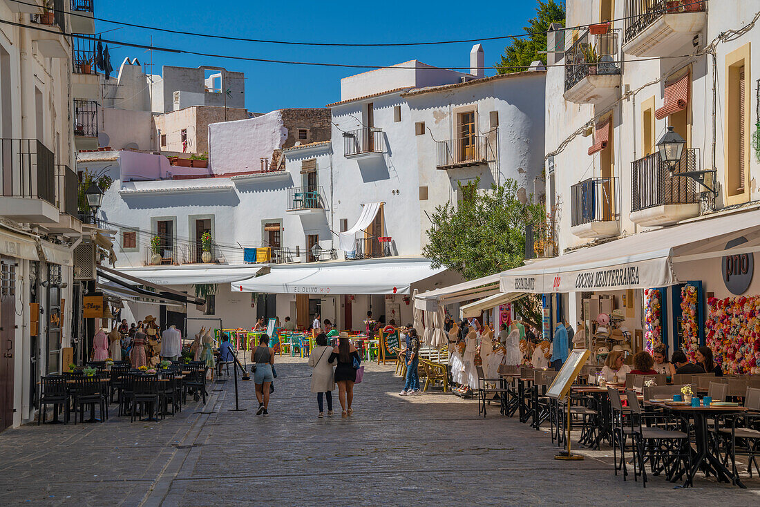 View of cafes and restaurants in Dalt Vila, UNESCO World Heritage Site, Ibiza Town, Eivissa, Balearic Islands, Spain, Mediterranean, Europe