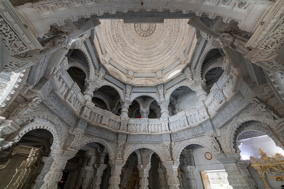 Marble built Dharamshala Manilaxmi Tirth Jain temple, Gujarat, India, Asia