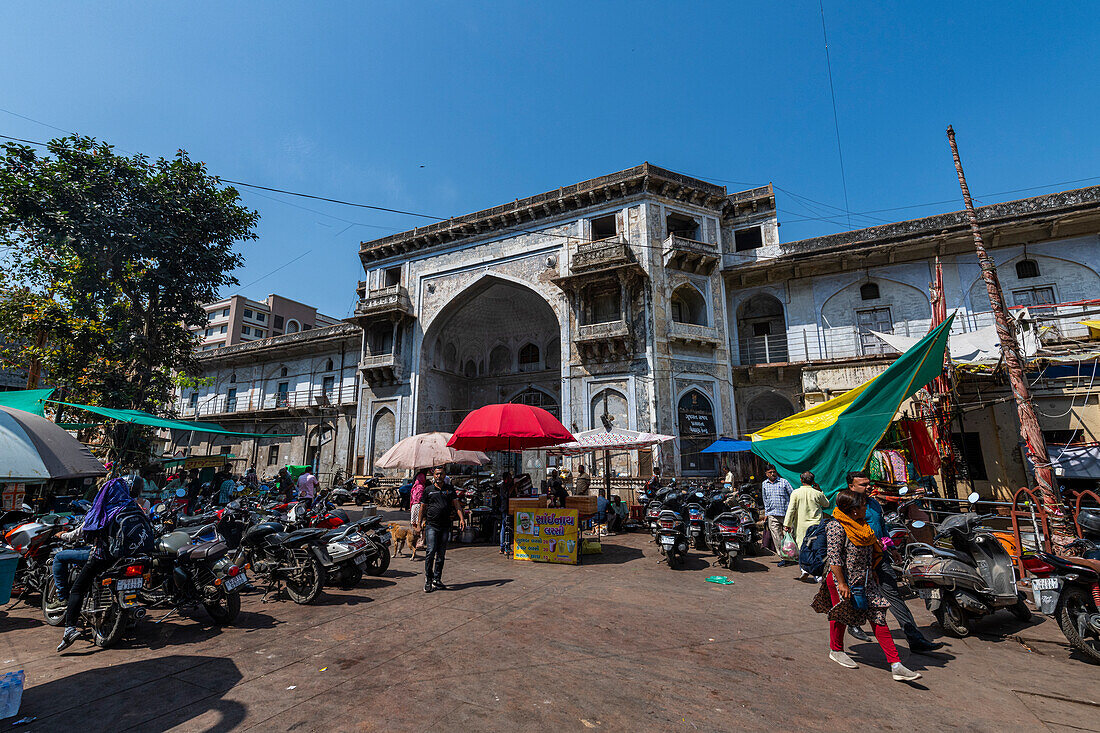 Gate to the Bhadra Fort, UNESCO World Heritage Site, Ahmedabad, Gujarat, India, Asia