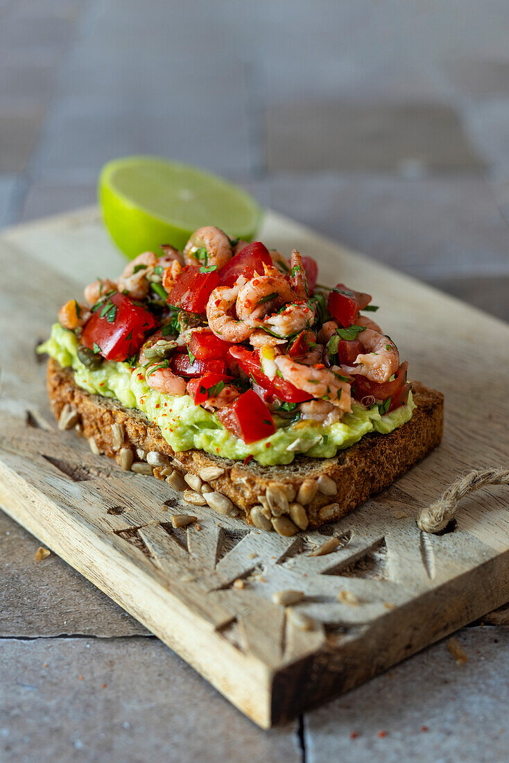 Avocado whole grain bread with spicy crab salad