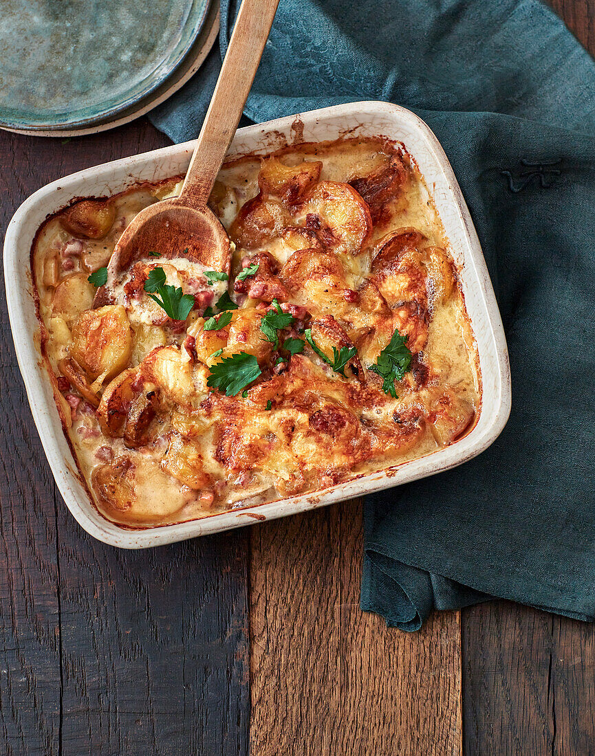 Tartiflette (potato gratin with Reblochon cheese, Switzerland)