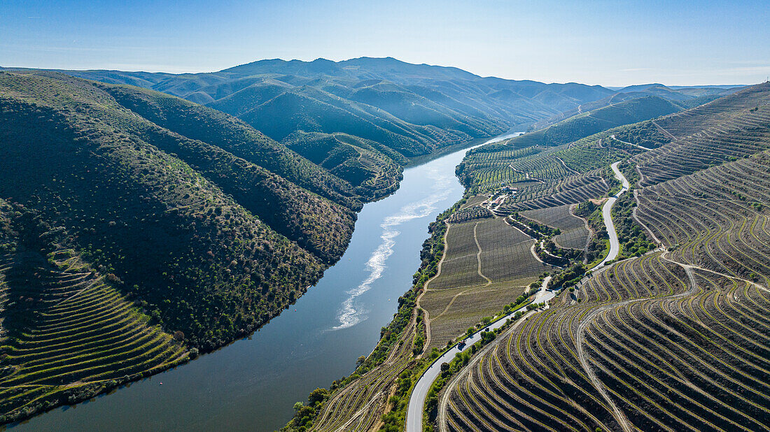 Luftaufnahme der Felskunststätte, UNESCO-Welterbe, Vale de Coa, Portugal, Europa