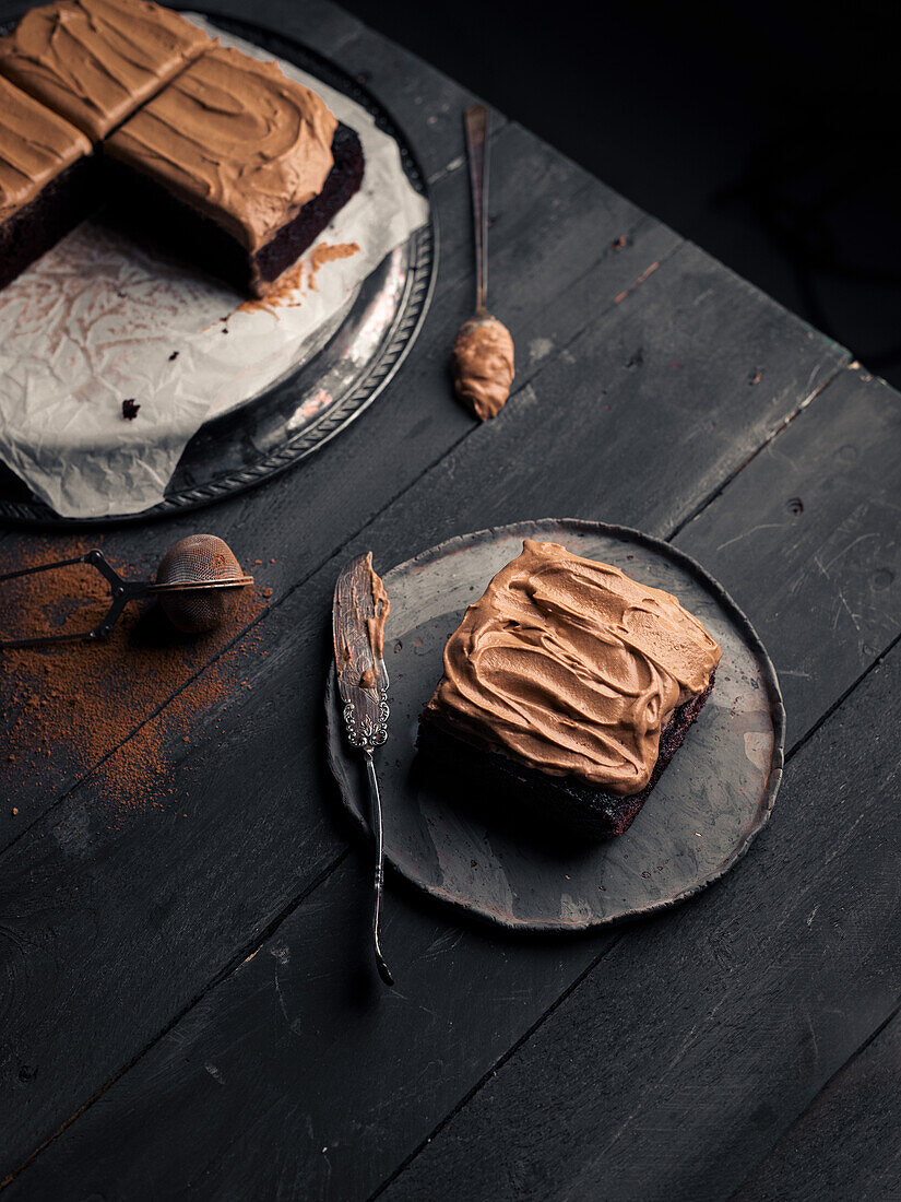 Chocolate cake with chocolate frosting