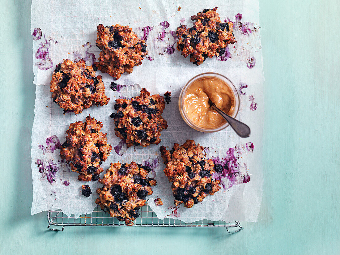 Cookies with blueberries and peanut butter