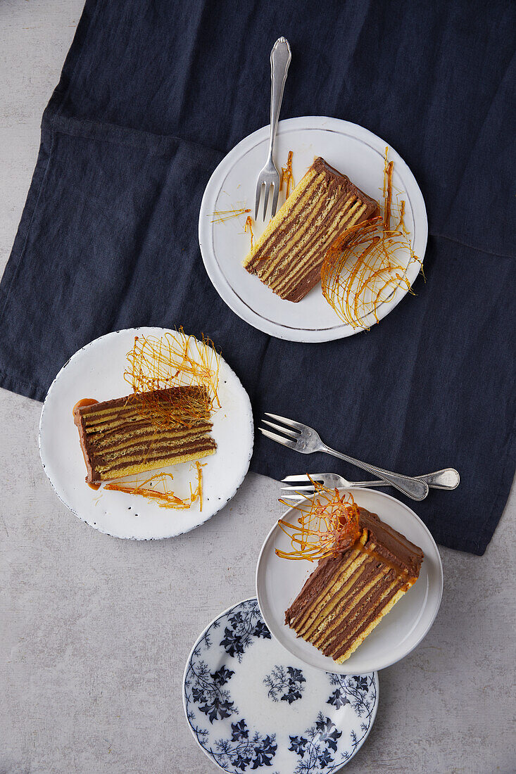 Dobos-Torte mit Salzkaramell