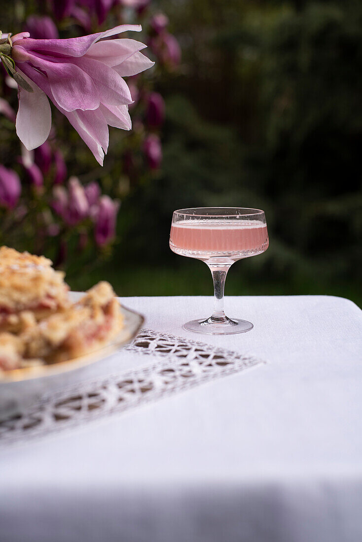 Rhubarb lemonade