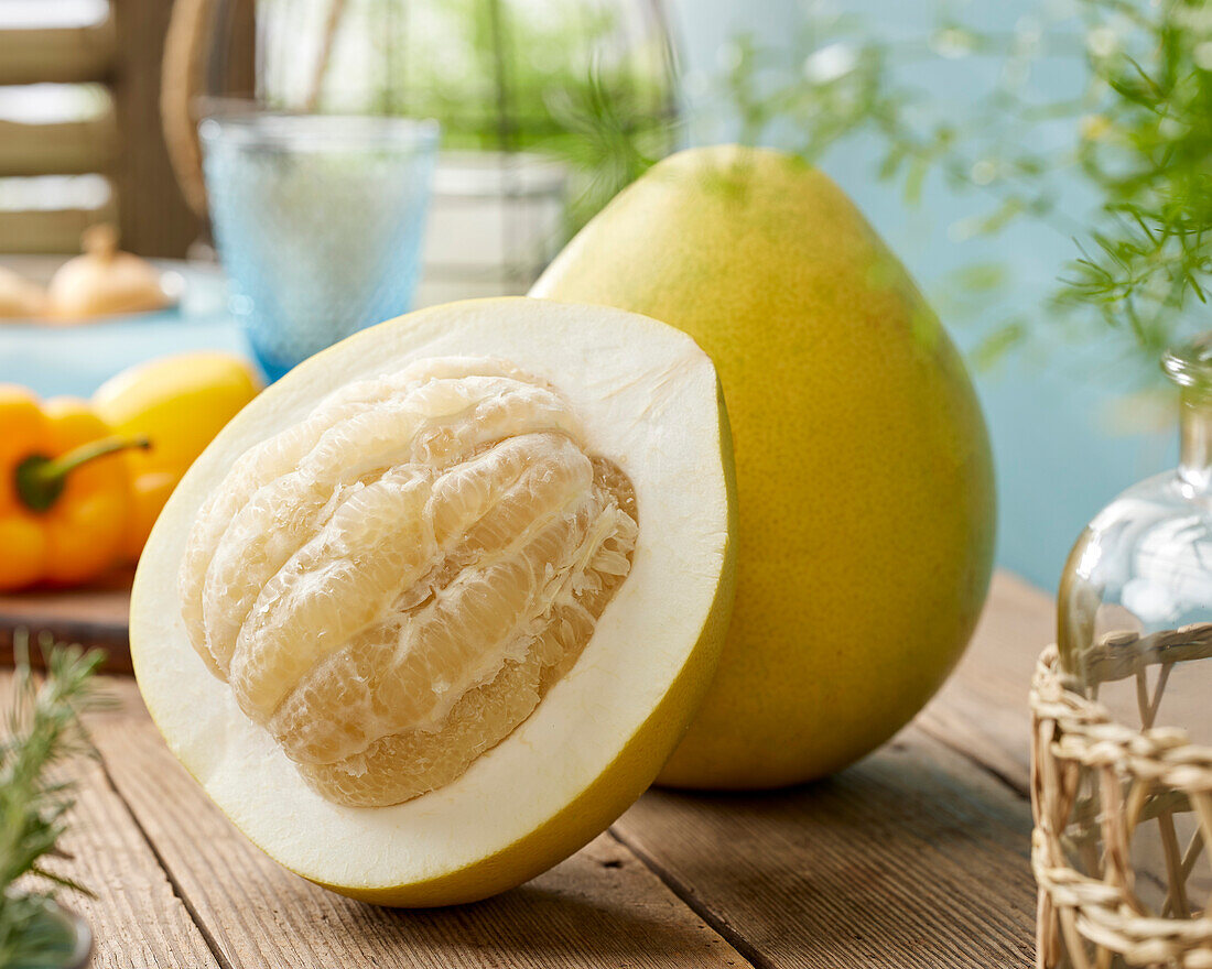 White pomelo, Citrus maxima