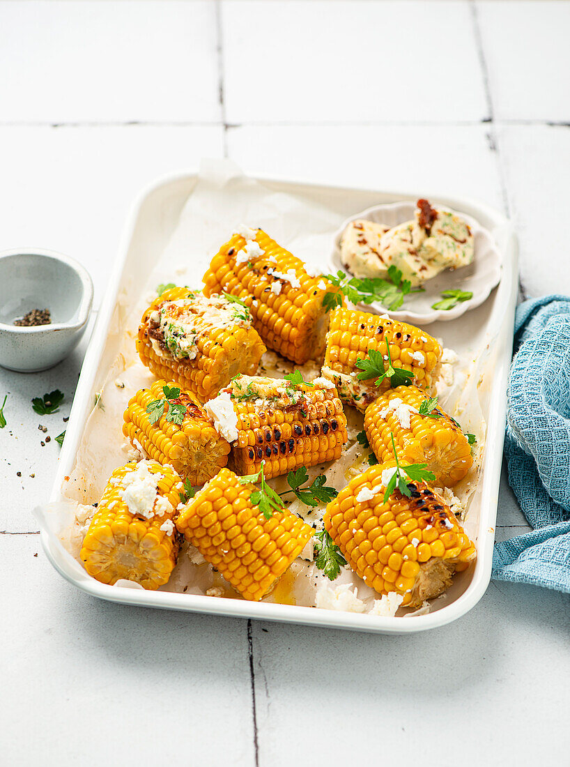 Sweet corn with tomato butter