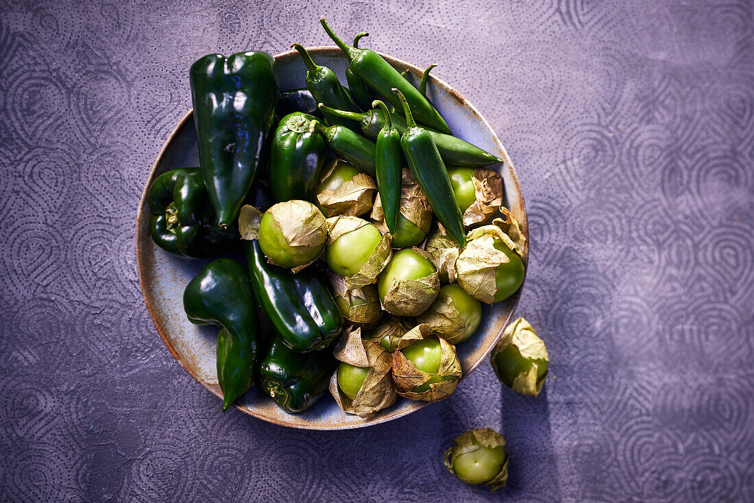 Chili Poblano, Chili Serano und Tomatillo