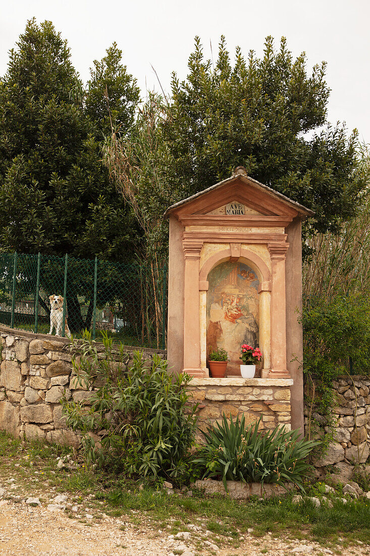 Ave Maria memorial stone (Veneto)