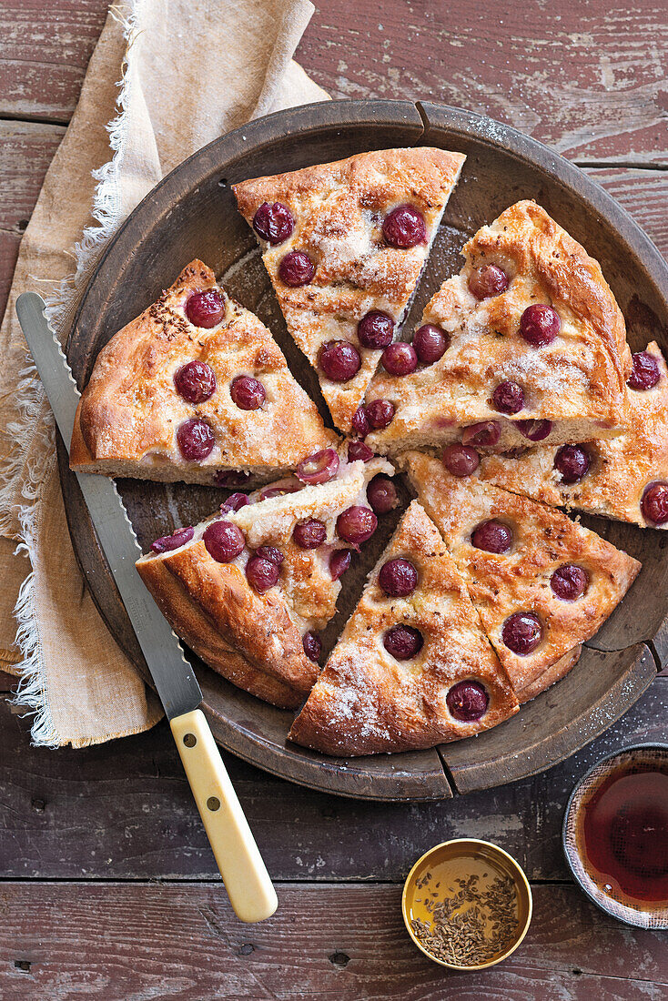 Toskanische Schiacciata mit Weintrauben