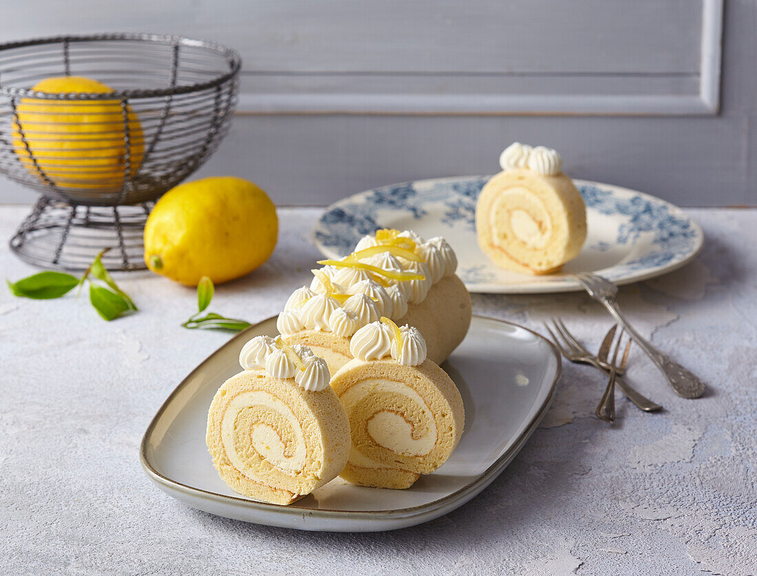Sponge cake roll with lemon cream